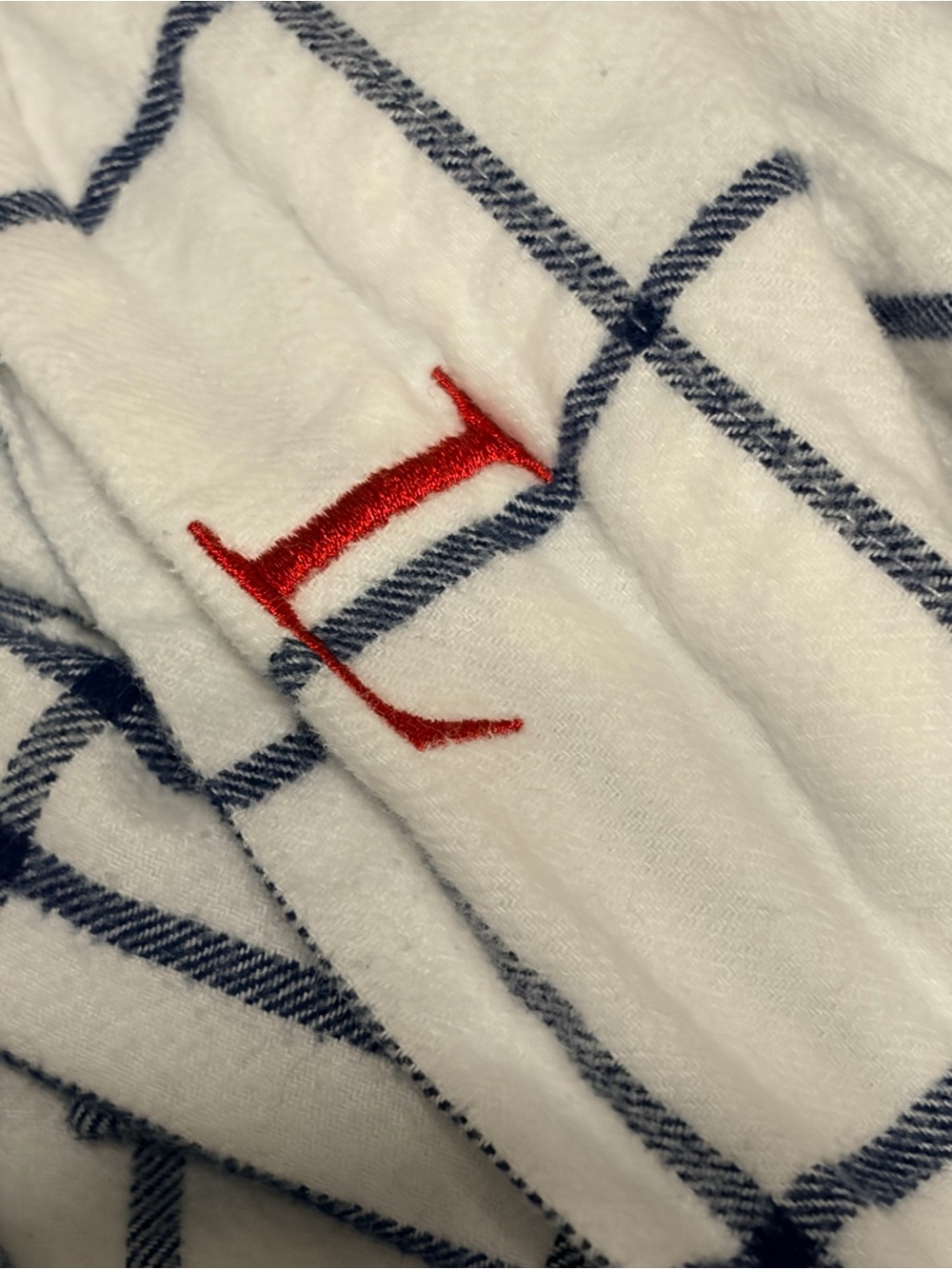 Lands' End White Navy Windowpane Flannel Queen Sheet Set Red Monogram “L” ⚓️🇺🇸 - Picture 6 of 7